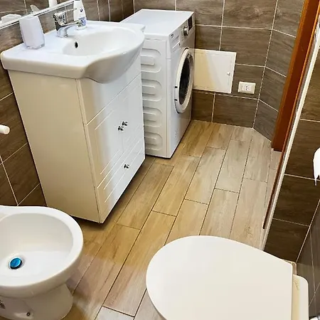 Apartamento Piano Terra Centro Mare Ladispoli