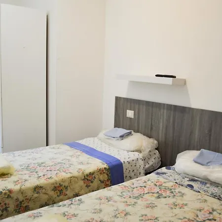 Apartamento Piano Terra Centro Mare *